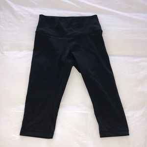 NWOT lululemon cropped high rise leggings
